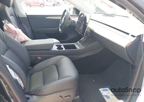 2024 Tesla Model Y Long Range Dual Motor All-Wheel Drive/Rwd из США, поврежденный, VIN 7SAYGDEDXRA332740